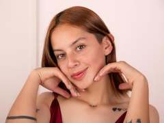 VictoriaOrtega - female with brown hair webcam at xLoveCam