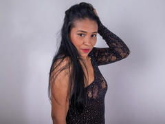 VictoriaSmile - female with black hair webcam at LiveJasmin