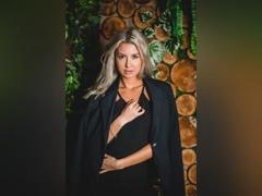 AlizeeFreez - blond female with  big tits webcam at ImLive