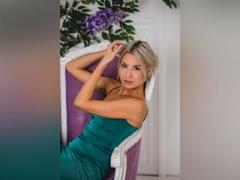 AlizeeFreez - blond female with  big tits webcam at ImLive