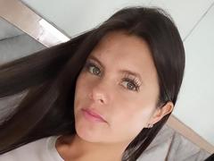 VictoriaWaynee - female with brown hair webcam at LiveJasmin