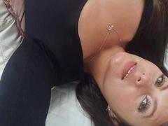 VictoriaWaynee - female with brown hair webcam at LiveJasmin