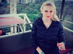 VictoriaaLove from xLoveCam