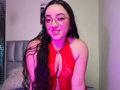 ViiolettRosse - female with black hair webcam at xLoveCam