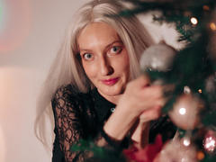 ViktoriaClark - blond female with  big tits webcam at LiveJasmin