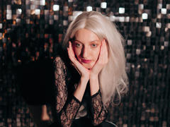 ViktoriaClark - blond female with  big tits webcam at LiveJasmin