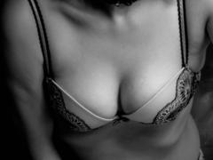 Vilaine69 from xLoveCam