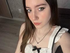VinnaSkyHott - female with brown hair and  small tits webcam at xLoveCam