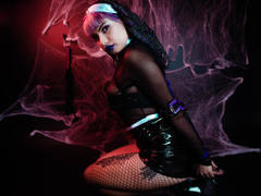 IvanaHogtie - female with black hair webcam at LiveJasmin