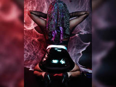 IvanaHogtie - female with black hair webcam at LiveJasmin