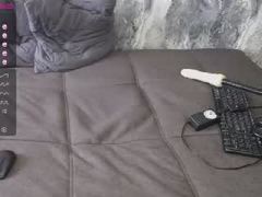 VioletNice - female with brown hair webcam at ImLive