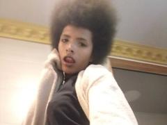 VioletSalvatore - shemale with black hair webcam at xLoveCam