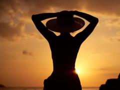 VioletaBette - female with black hair webcam at xLoveCam