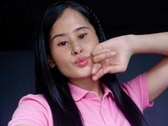 VioletaHolter - female with black hair webcam at xLoveCam