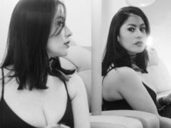 VioletaWhitee - female with black hair webcam at xLoveCam