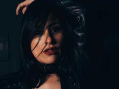 VioletaWhitee - female with black hair webcam at xLoveCam