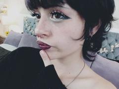 ViolettClay from xLoveCam