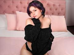ViolettClay - female with black hair webcam at xLoveCam