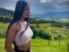 VioletHunk - female with black hair and  big tits webcam at LiveJasmin