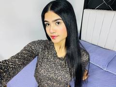 VioletteColins - female with black hair webcam at xLoveCam