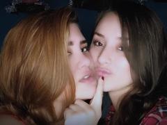 ViolletAndSussan - female webcam at xLoveCam