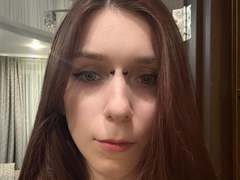 VirgieLetang - female with brown hair webcam at xLoveCam