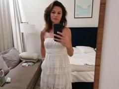 VivianTease - female with brown hair webcam at xLoveCam