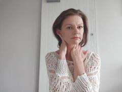 VivianTease - female with brown hair webcam at xLoveCam