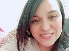 SexyKisses - female with black hair webcam at xLoveCam