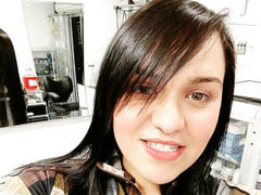 SexyKisses - female with black hair webcam at xLoveCam