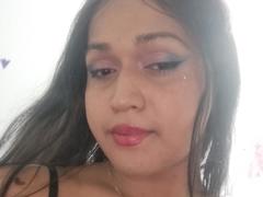 VivienSandrina - shemale with black hair webcam at xLoveCam