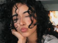 VivienneLaurent - female with brown hair webcam at xLoveCam