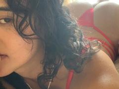VivienneLaurent from xLoveCam