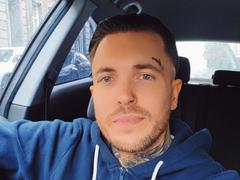 VixenMan from xLoveCam