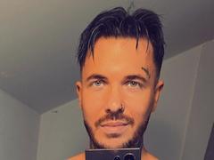 VixenMan - male webcam at xLoveCam