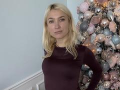 WalterCami - blond female webcam at xLoveCam