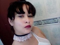 AntonelaAdams - female with brown hair and  small tits webcam at xLoveCam