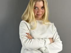 WeiKazakos - female webcam at xLoveCam