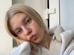 WeiKazakos - female webcam at xLoveCam