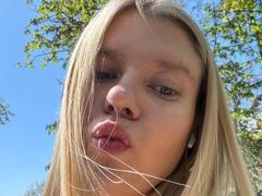 WeiKazakos from xLoveCam
