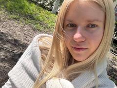 WeiKazakos - female webcam at xLoveCam