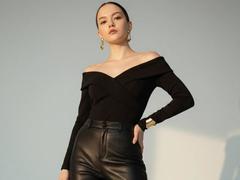 WeksaMur - female with brown hair webcam at LiveJasmin