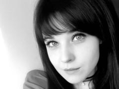 WenTina - female with brown hair webcam at xLoveCam