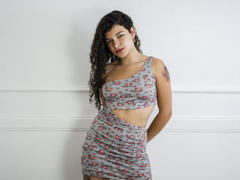 WendyBeckett - blond female with  big tits webcam at xLoveCam