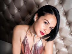 WendySchulz - female with black hair webcam at ImLive