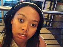 WendyStacey - female with black hair webcam at xLoveCam