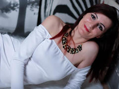 WendyWestW - female with brown hair webcam at xLoveCam