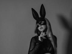 WhiteOhara-hot - blond female webcam at xLoveCam