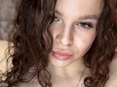 WhitneyLenort - female with black hair and  big tits webcam at xLoveCam