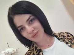 WildBerryMuse-hot - female with black hair webcam at xLoveCam